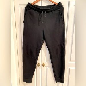 Layer 8 Black Joggers Sweatpants zipper pocket cotton blend Mens S Waist32"-37"